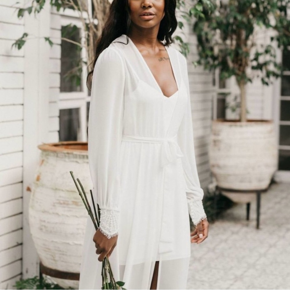 Le Rose Bridal Robe and Slip